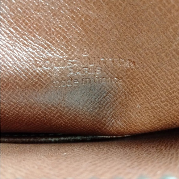 Louis Vuitton Danube crossbody - Picture 6 of 8